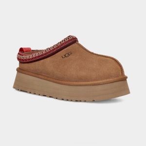 UGG Tazz women’s size 7, color chestnut